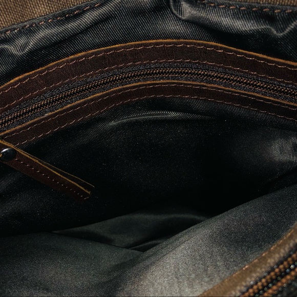 SECU Presidents Club Brown Leather Messenger Bag - Picture 6 of 6